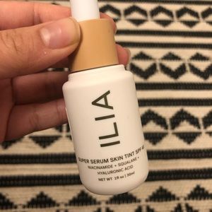 ILIA Super Serum Skin Tint SPF 40 (Bom Bom ST5)